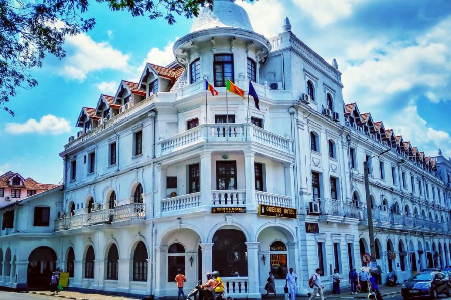 Queens Hotel Kandy